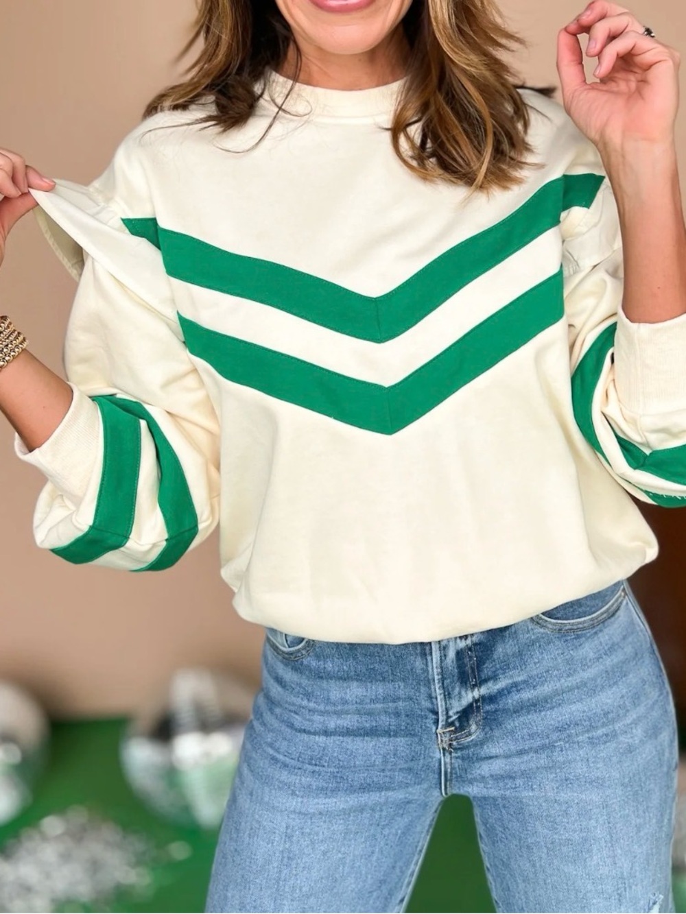 Sz M NWOT Cream Contrast Stripe Ruffle Detail Sweatshirt from Voy